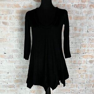 Ann Taylor Black Ribbed Lightweight Knit Handkerchief Hem Tunic Sweater